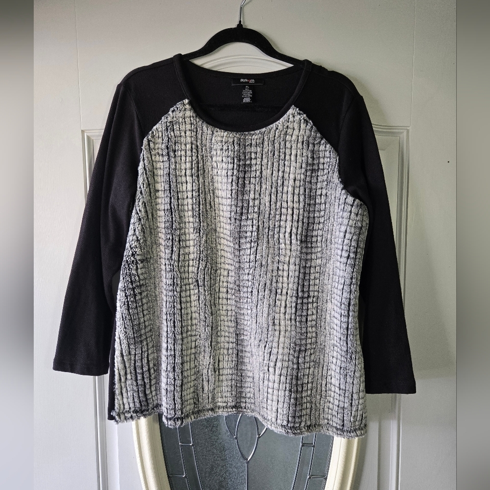 Style & Co Petite Faux Fur Front‎ Knit Sweater – Size Large Petite